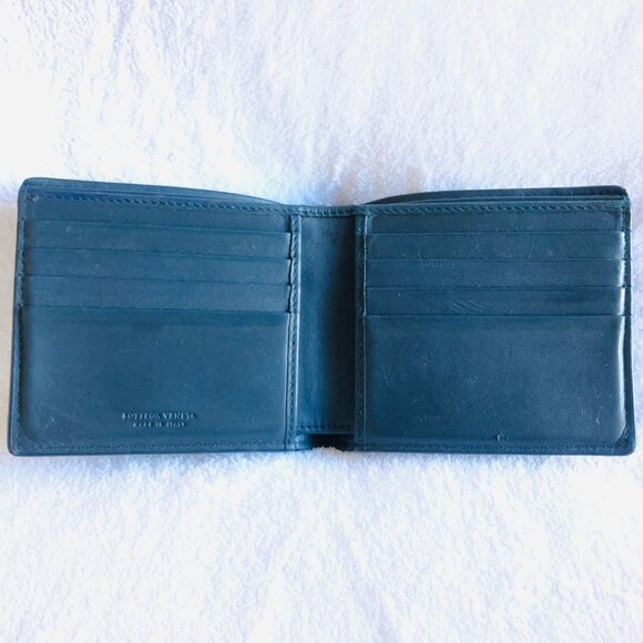 BOTTEGA VENETA BI-FOLD WALLET, Blue in Original Box - Picture 6 of 16